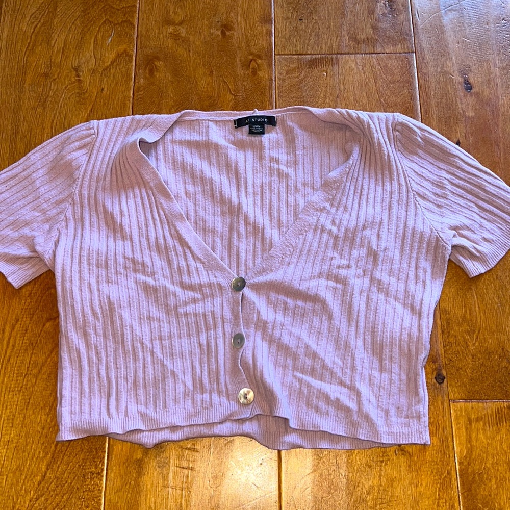 womens cropped sweater shirt M